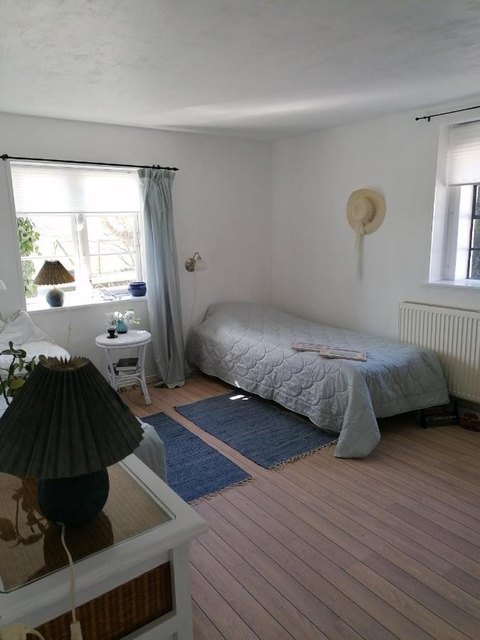 Byens Rareste B&B Harlev  Экстерьер фото